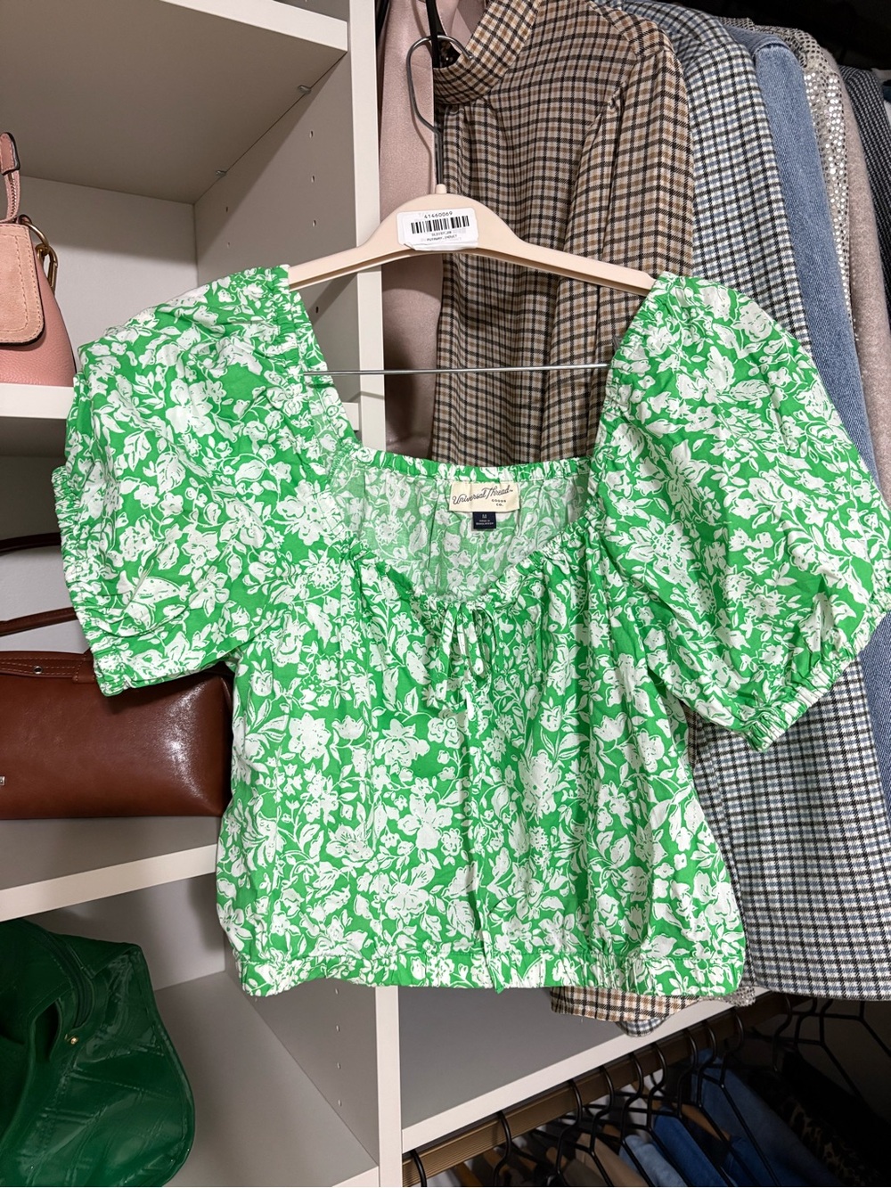 Universal Thread Green Floral Puff-Sleeve Blouse